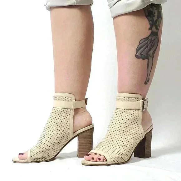 Sam Edelman | Emmie Ivory Peep Toe Sandal Booties - 7.5 - Picture 6 of 8